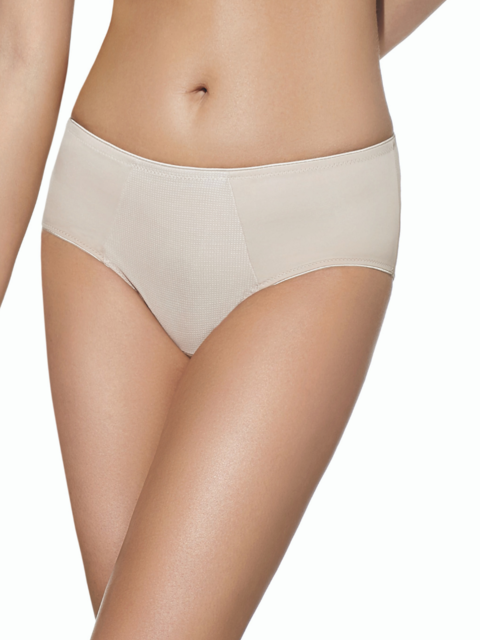 Delia Brief
